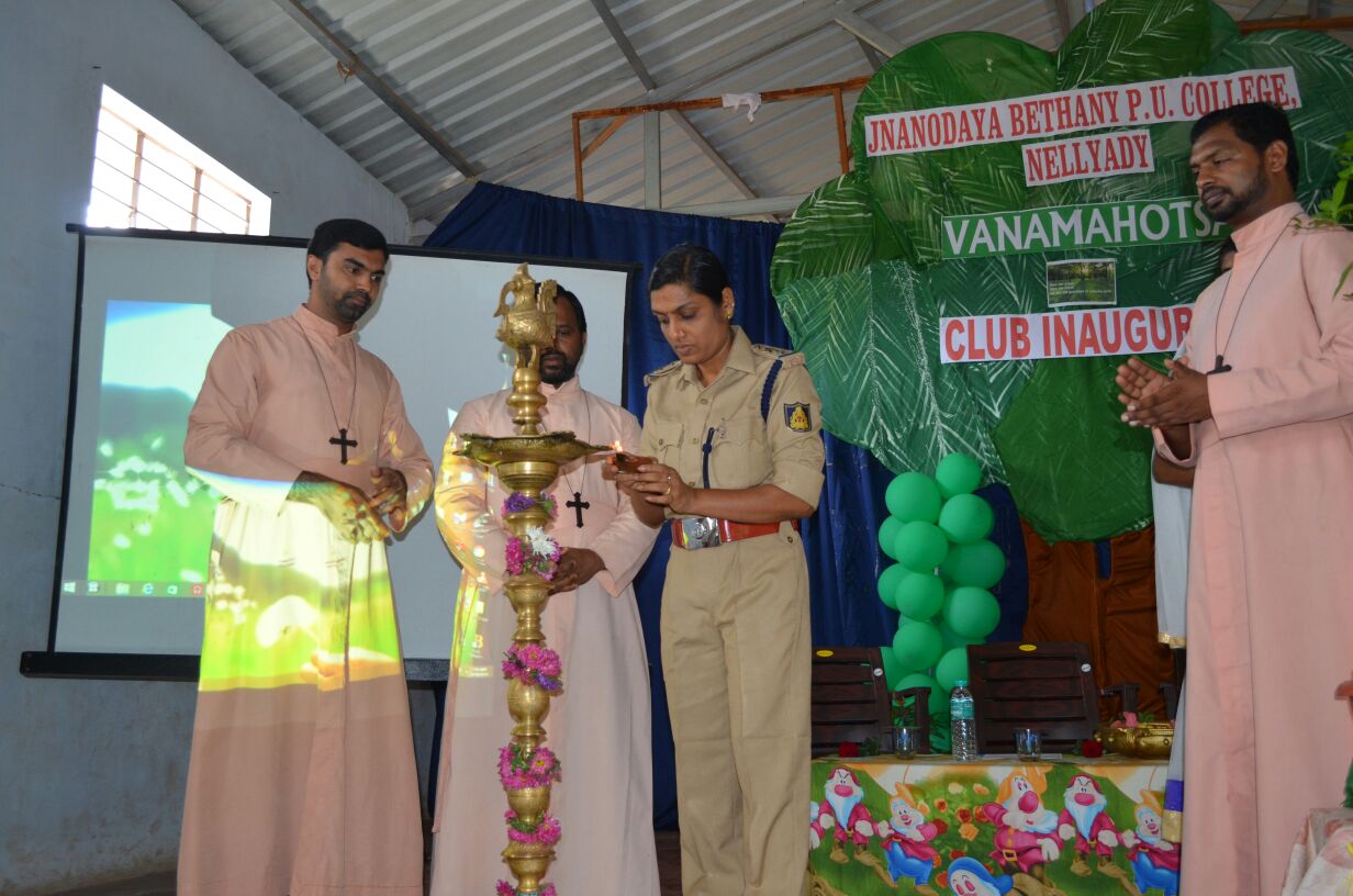 ನೆಲ್ಯಾಡಿ: ಜ್ಞಾನೋದಯ ಬೆಥನಿ ವಿದ್ಯಾಸಂಸ್ಥೆಯಲ್ಲಿ ವನಮಹೋತ್ಸವ, ವಿವಿಧ ಕ್ಲಬ್ ಗಳ ಉದ್ಘಾಟನೆ